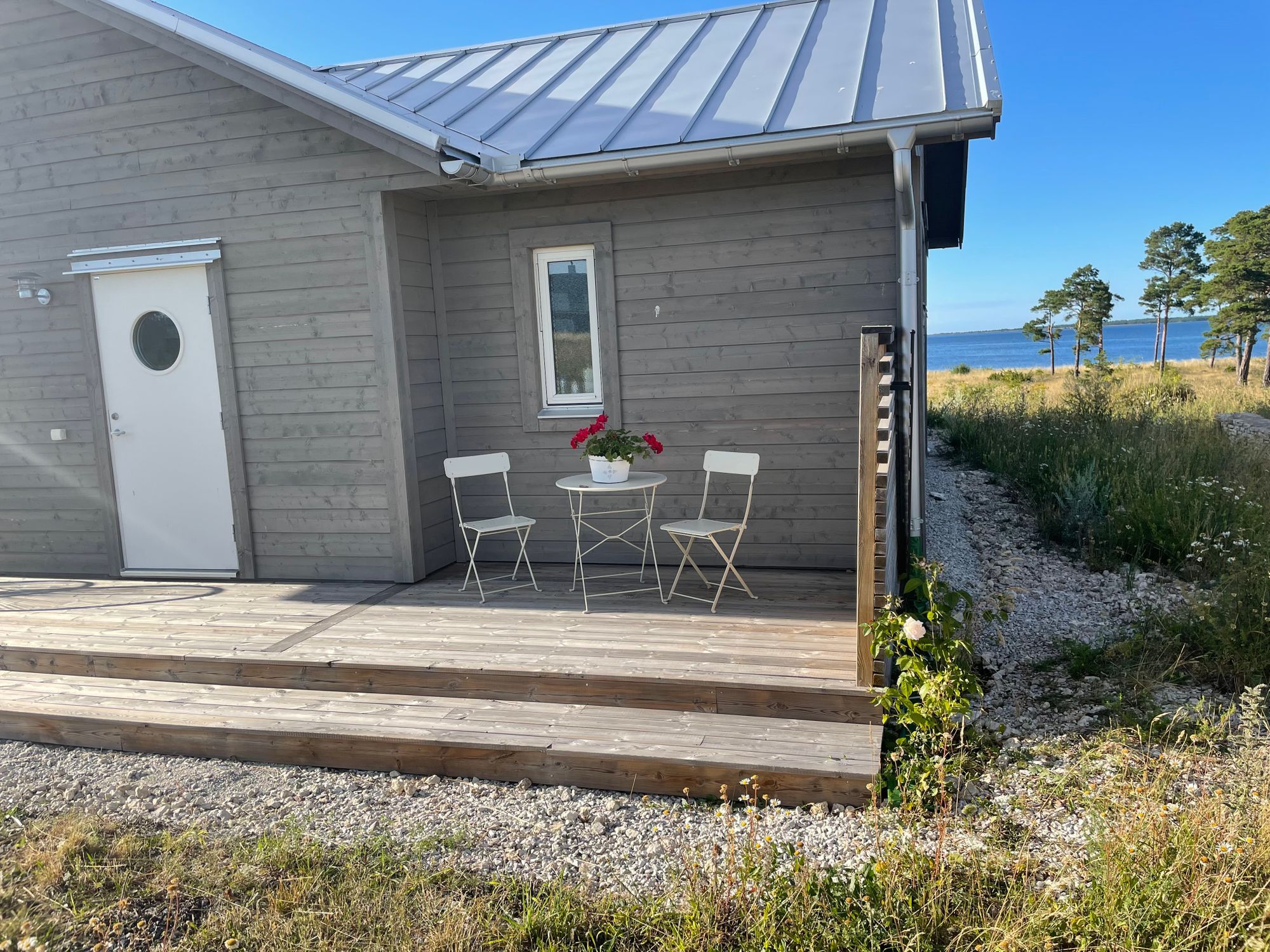 Nybyggt hus med havsutsikt i Fårösund Gotland – bild 3 av 18