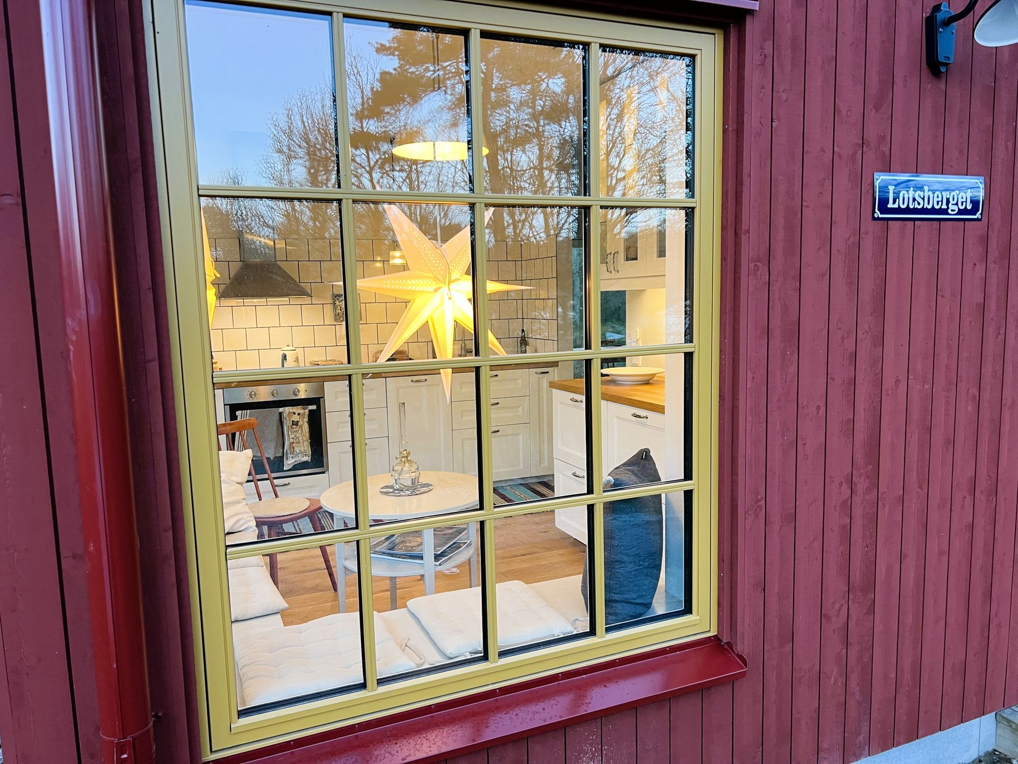 Skogsdröm nära hav och skärgård – bild 18 av 24