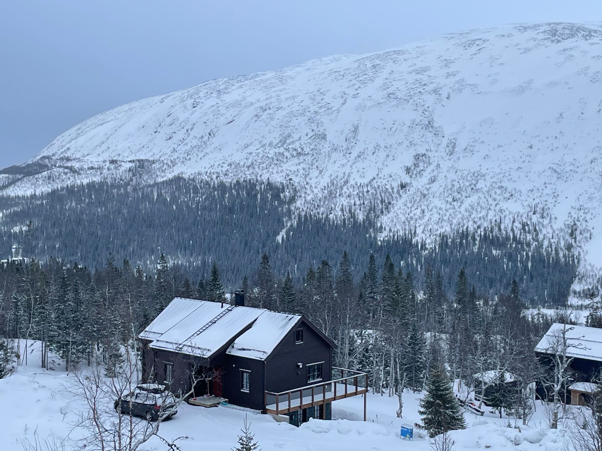 Fantastiskt läge mitt i Bydalens skidområde – bild 2 av 23