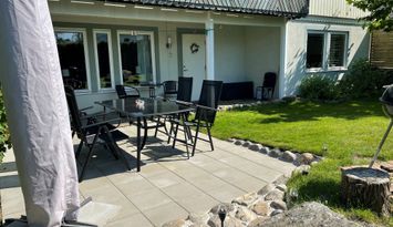 Fräsch lägenhet i småhus, Orust, Sommar 2025