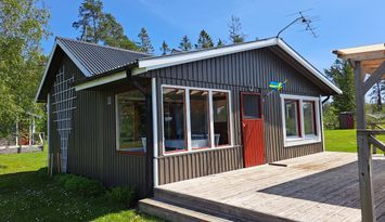 4+8bäddar. Barnvänligt N-Ön. 4 stugor.