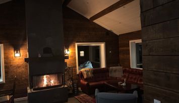 Nybyggd fjällstuga med alla bekvämligheter