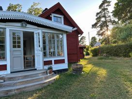 Skärgårdspärla på vackra Resarö i Vaxholm