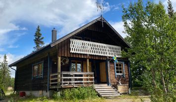 Messlingen - Geräumiges Ferienhaus mit Bergblick