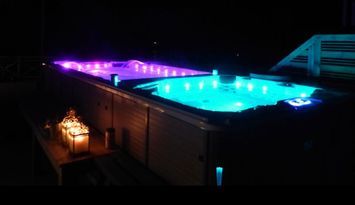 Skärgårdsvilla med stor terass, pool och jacuzzi!