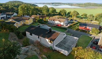 Familjevilla med havsutsikt på södra Orust