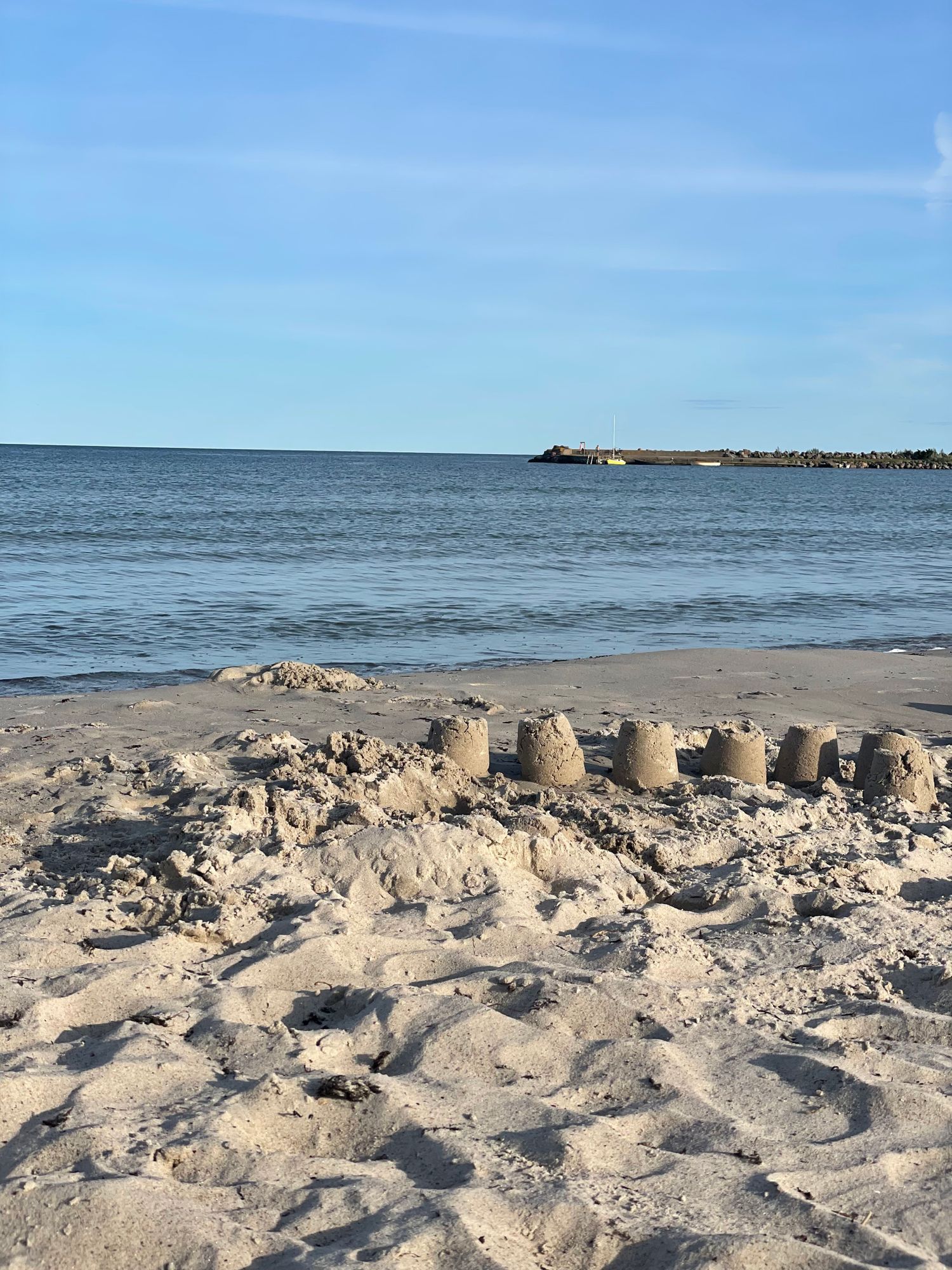 Mysig stuga vid Sandbybadet Löttorp – bild 11 av 24