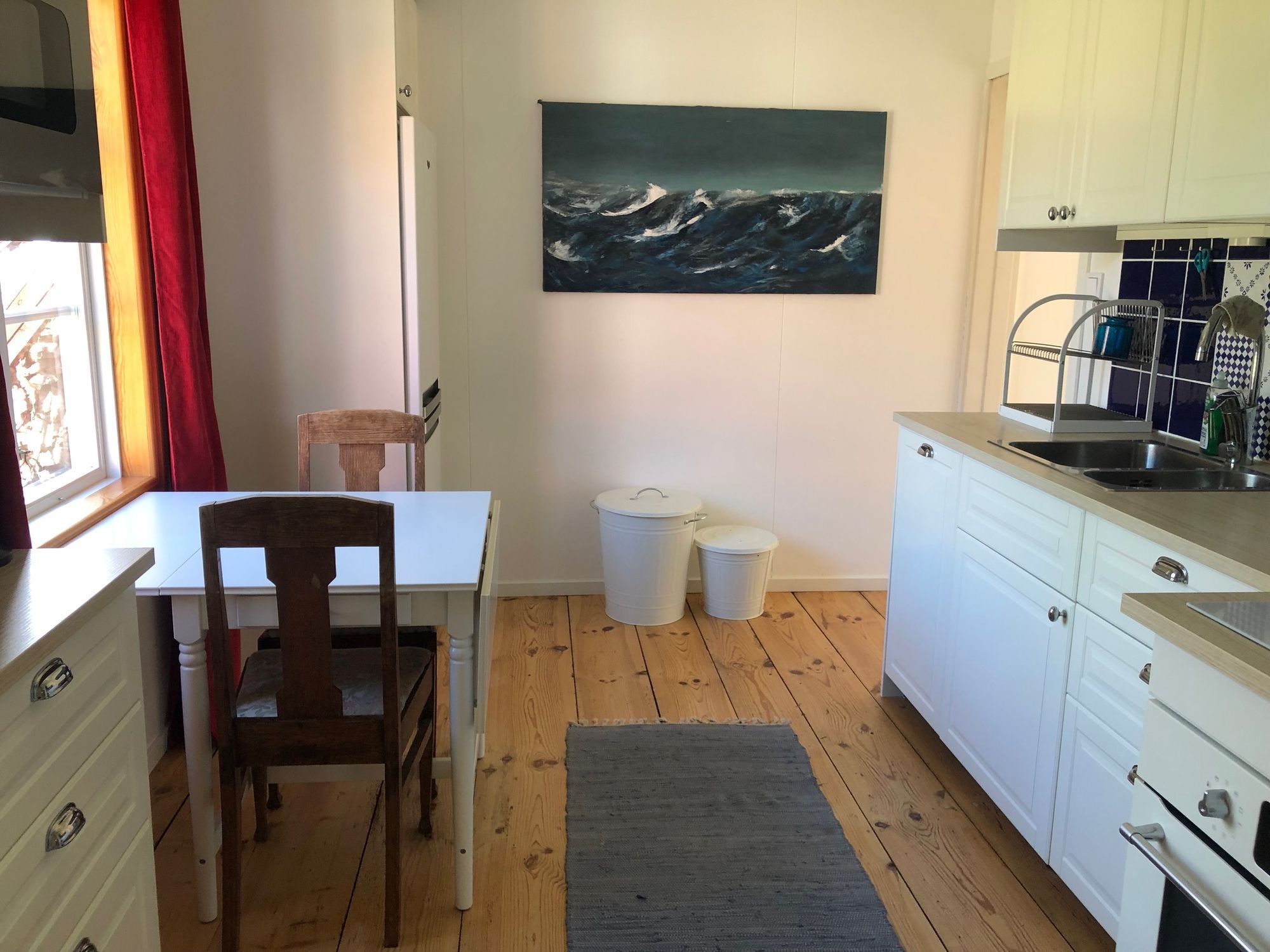 Mysig stuga i Byxelkrok, 1km till hav och strand – bild 13 av 24