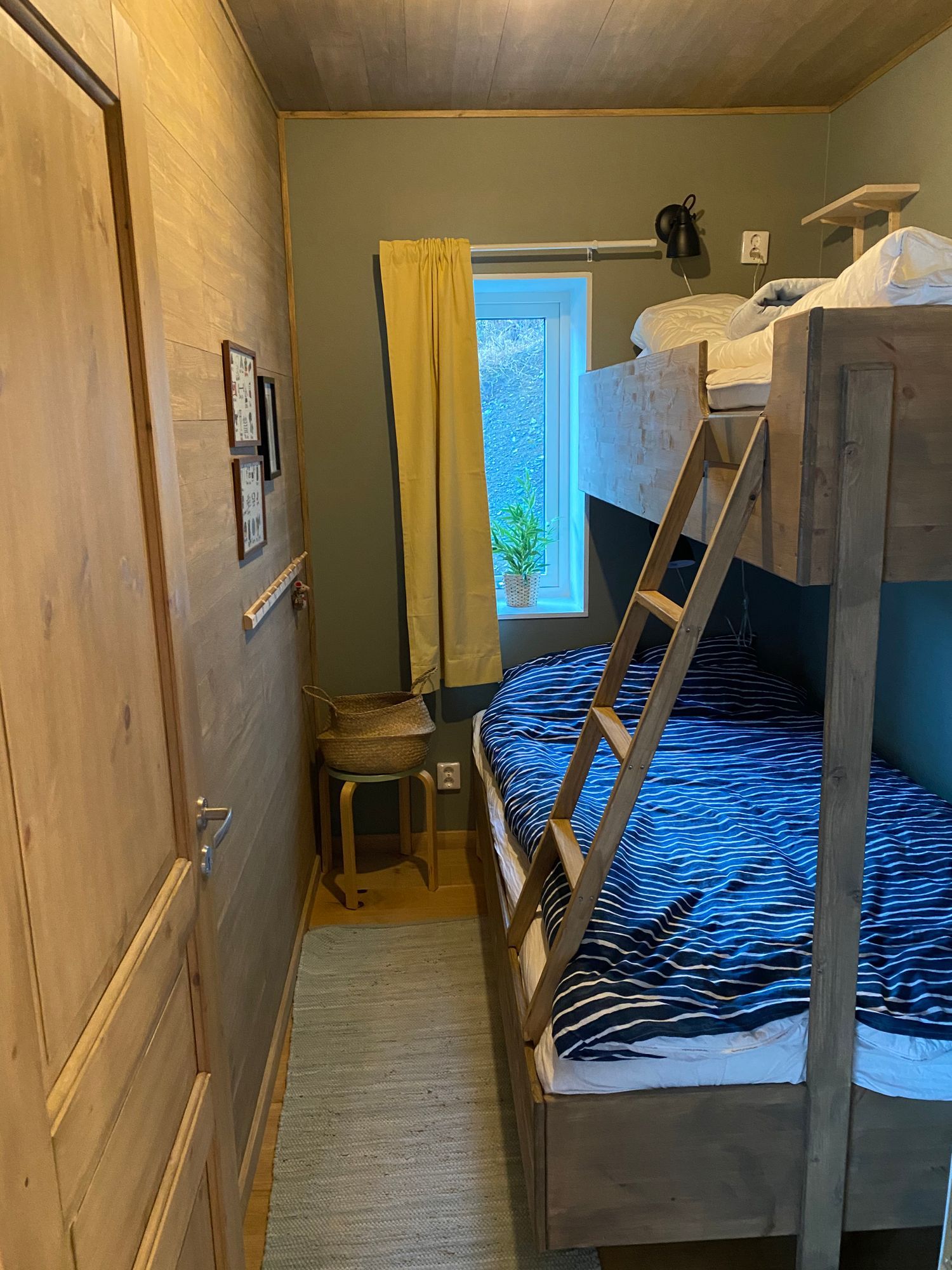 Ny lägenhet med stor terass mitt i backen. – bild 8 av 11