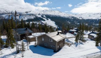 Mysig fjällstuga med ski in/ski out i Bydalen