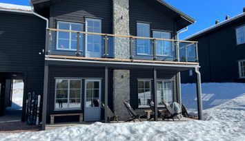 Stöten sälen nybyggd lägenhet Ski-in/out inkl städ