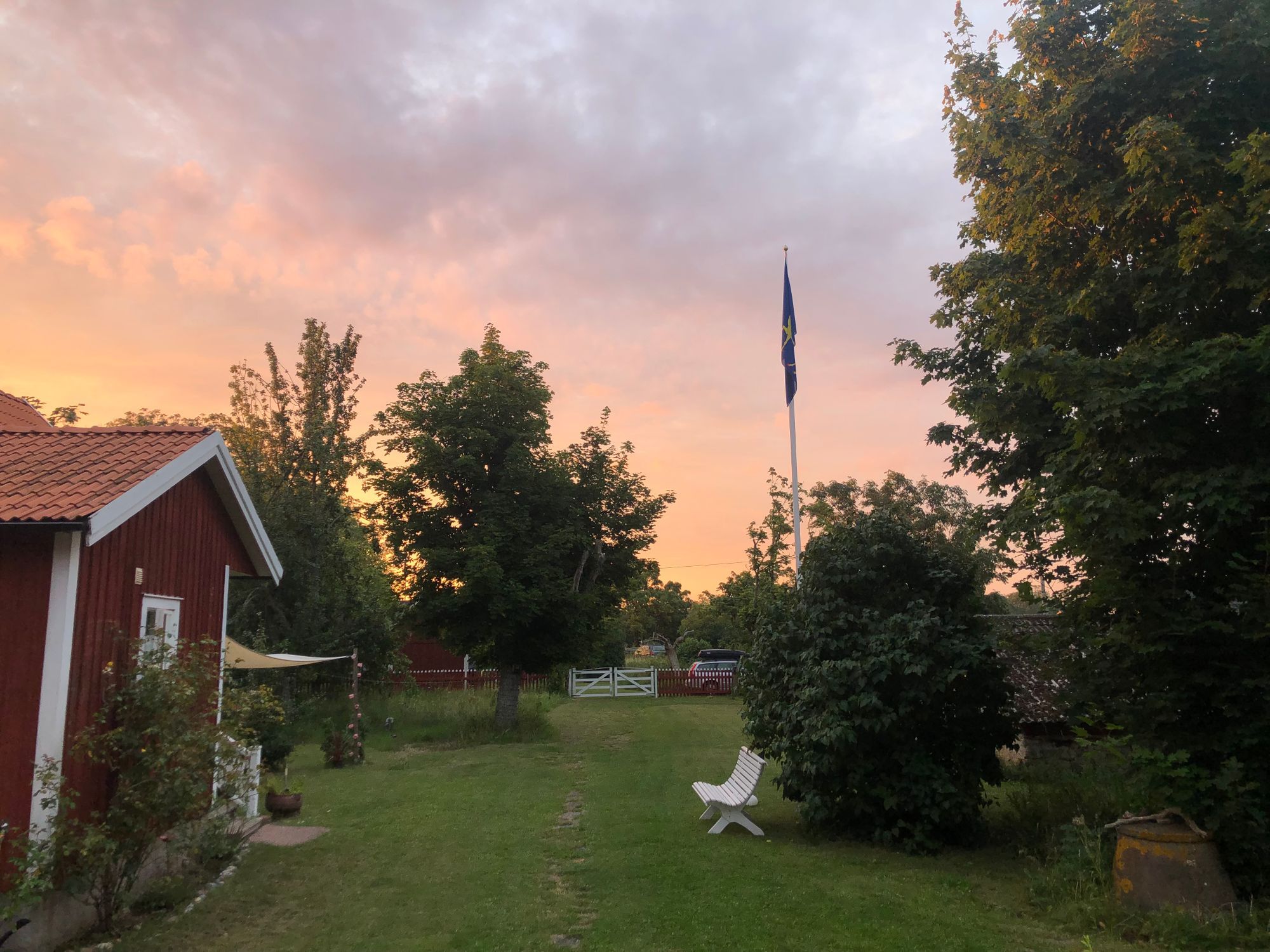 Mysig stuga i Byxelkrok, 1km till hav och strand – bild 21 av 24