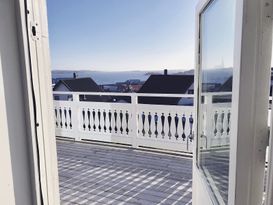 Jahrhundertwendehaus mit Blick auf das Meer in Lys