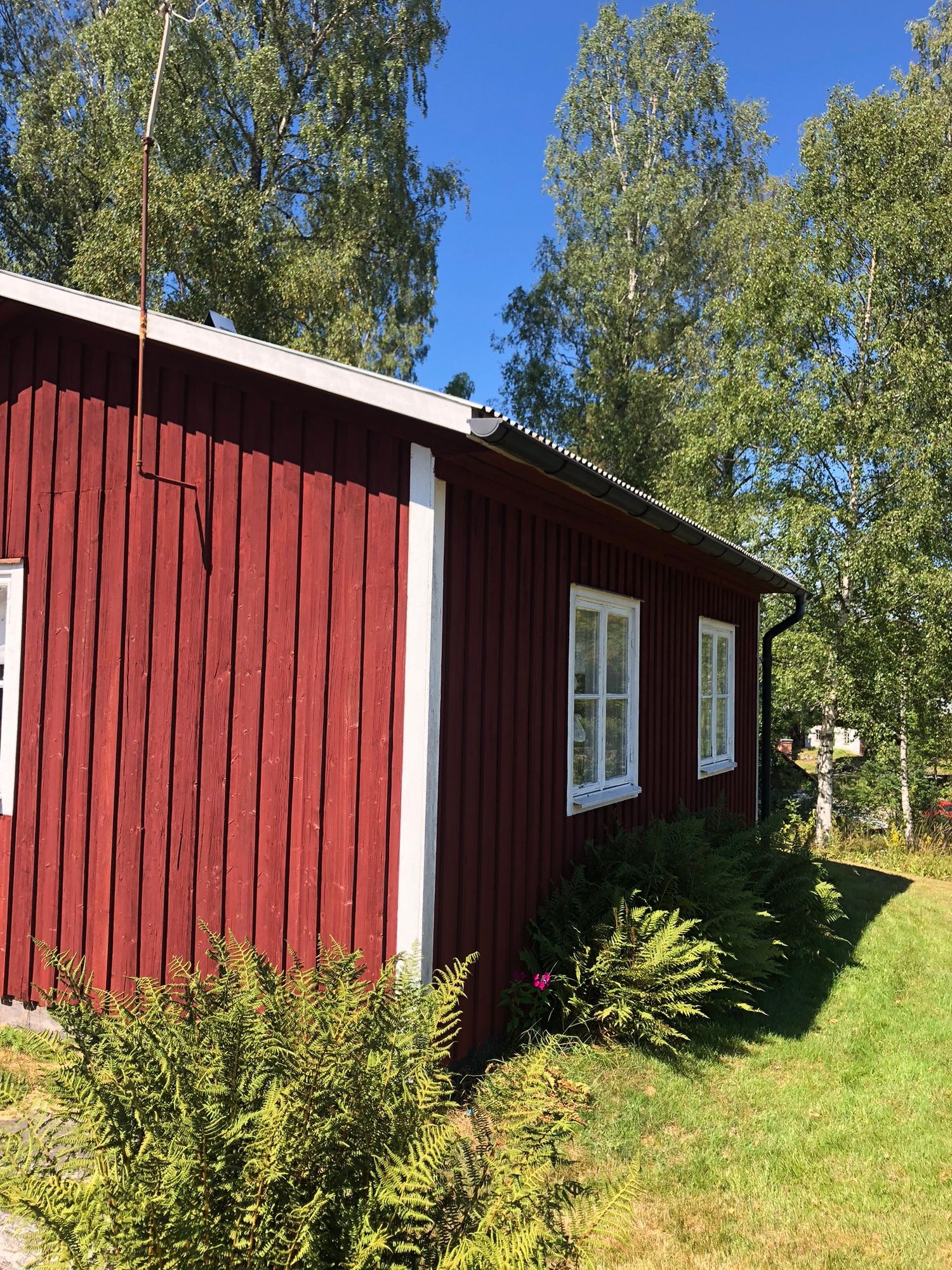Liten charmig stuga i gunnarskog – bild 3 av 13
