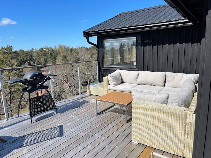 Stuga med fantastisk utsikt över skärgården