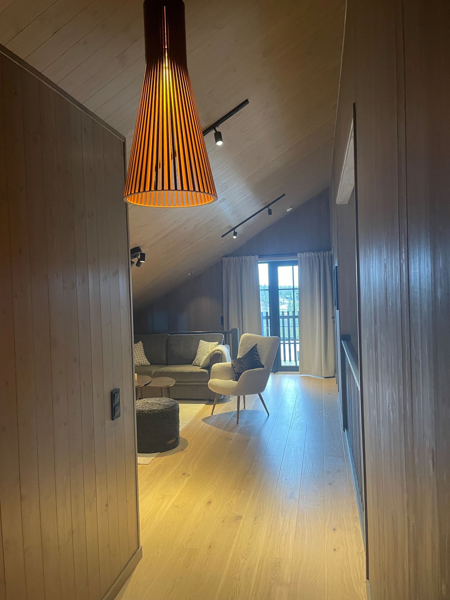 Exklusivt fjällhus med generösa ytor och rymd – bild 21 av 24