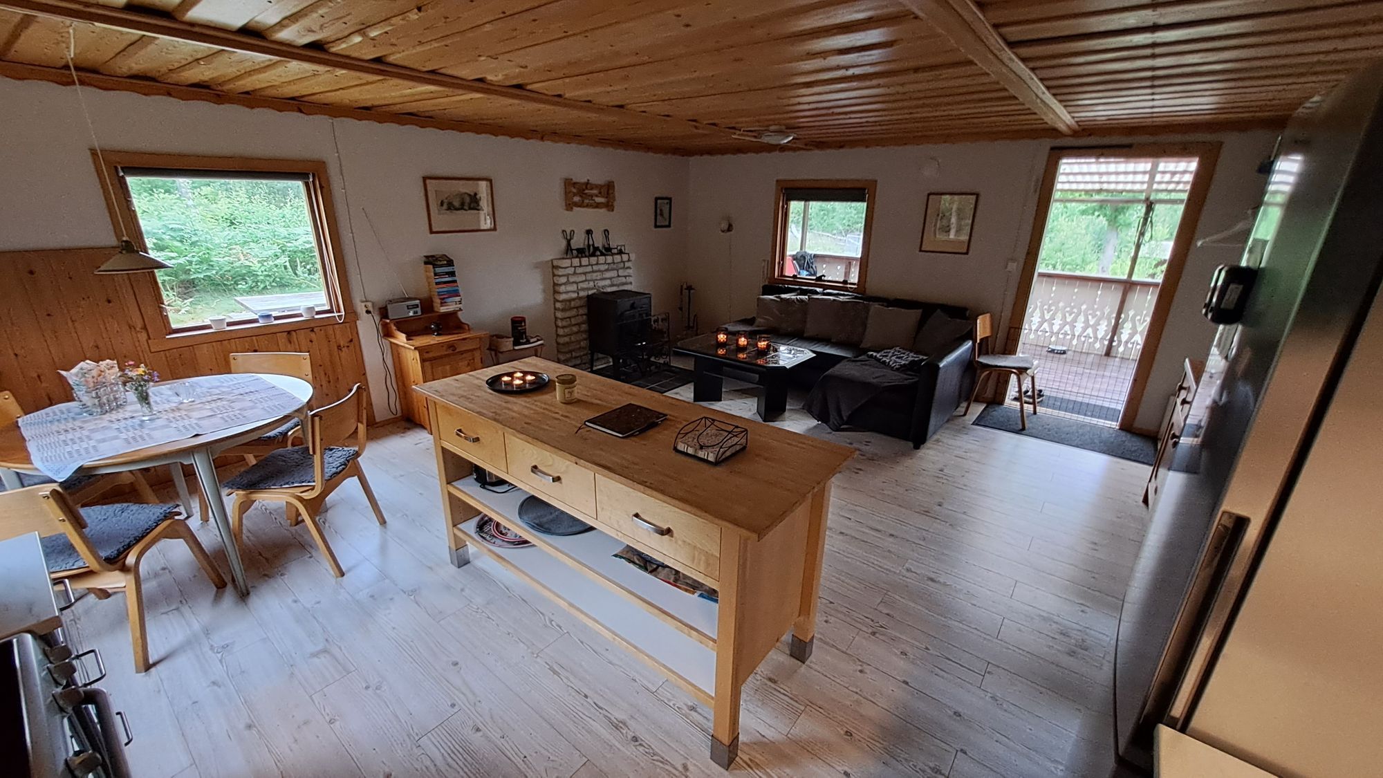 Naturskön stuga i närheten av Göta Kanal – bild 6 av 16