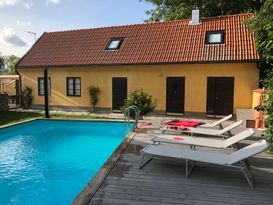 Gästehaus mit 2 Wohnungen 10p Visby, Pool
