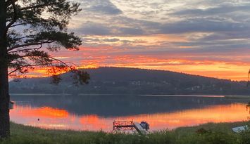 Hus vid havet nära Höga Kusten