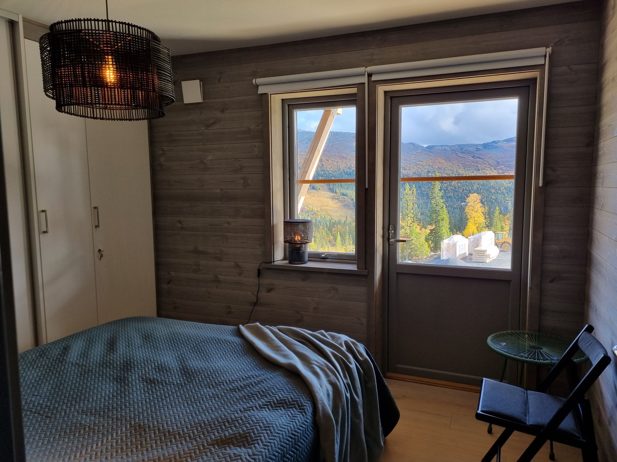 Mysig lägenhet med magisk utsikt, ski in/ski out – bild 11 av 24