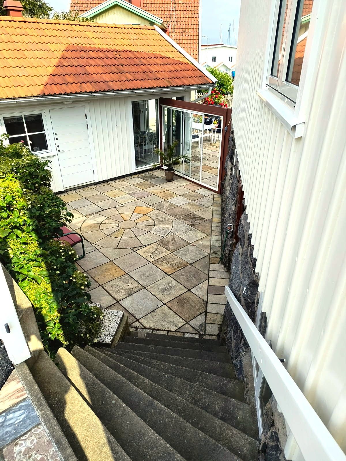 Charmig skärgårdsstuga vid Hönö Klåva Hamn – bild 13 av 23