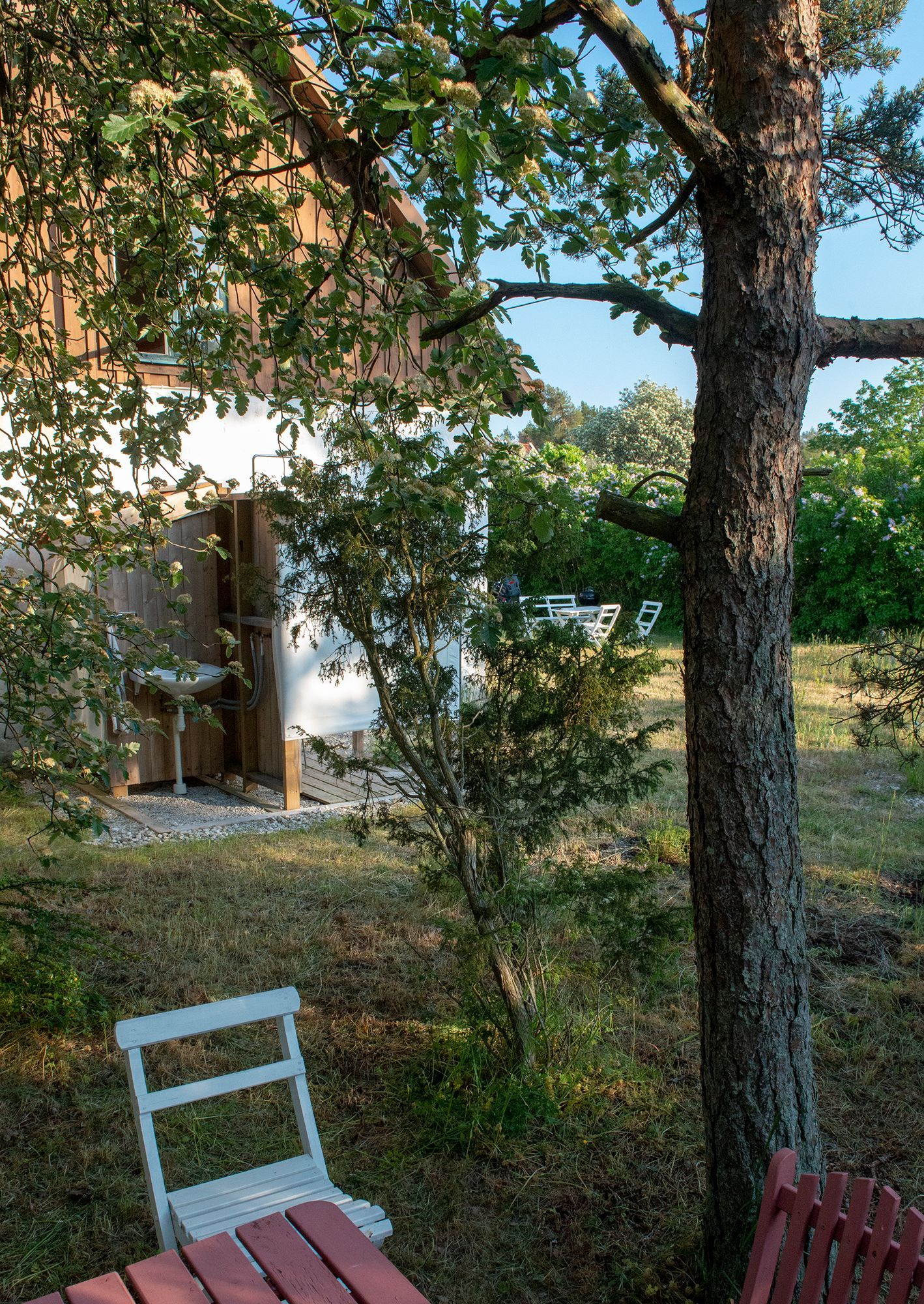 Genuint kalkstenshus på Fårö – bild 2 av 11