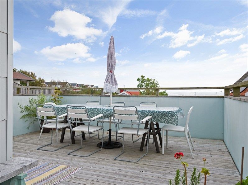 Rymlig villa i Lysekil – bild 7 av 15