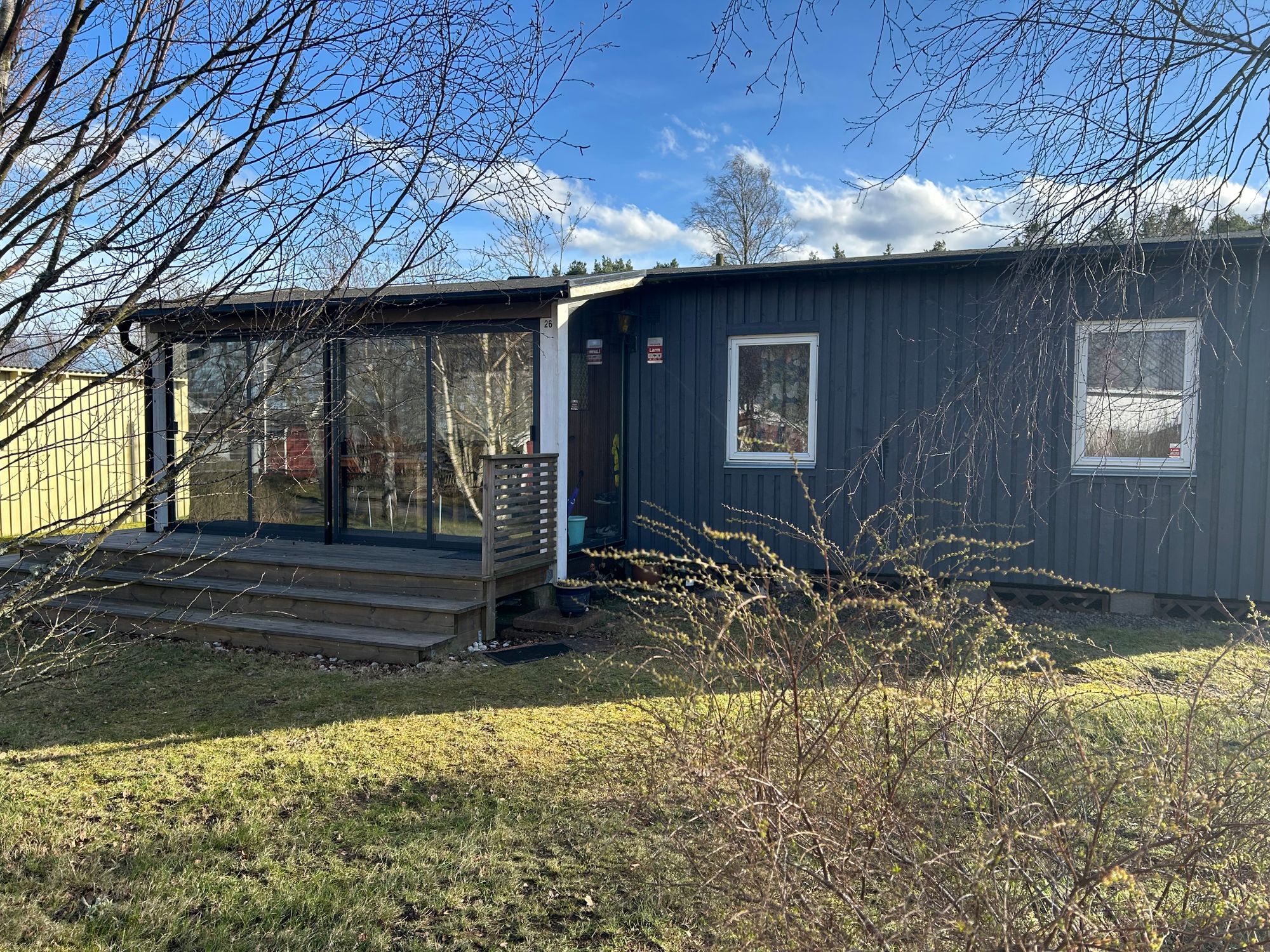 Stuga i Sandviks stugområde söder om Kalmar