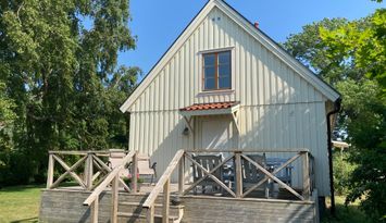 Havsnära lägenhet på en charmig gård