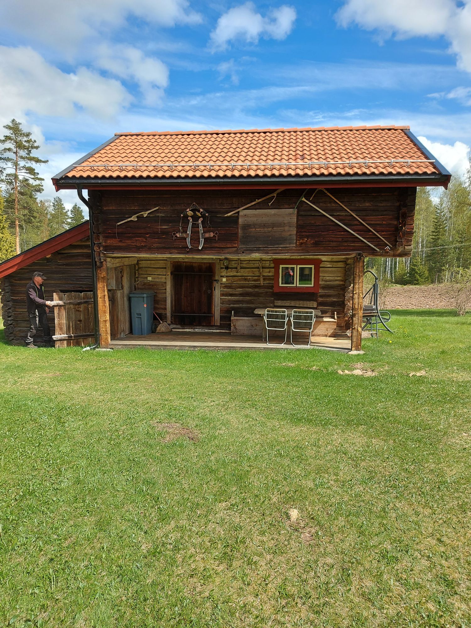 Stuga i GESUNDA nära Tomteland