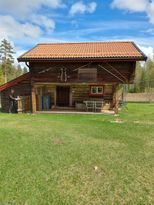 Stuga i GESUNDA nära Tomteland