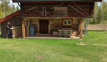 Stuga i GESUNDA nära Tomteland