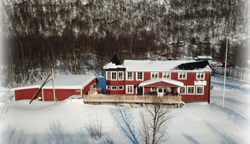 Stor gård i Hemavan/Tärnabyfjällen