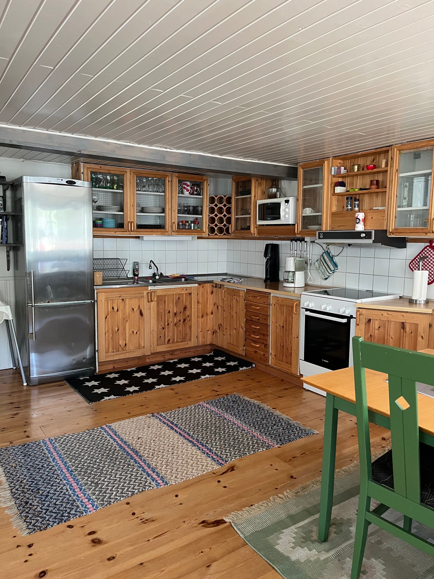 Fin stuga nära havet i lugnt område i Yngsjö – bild 8 av 24