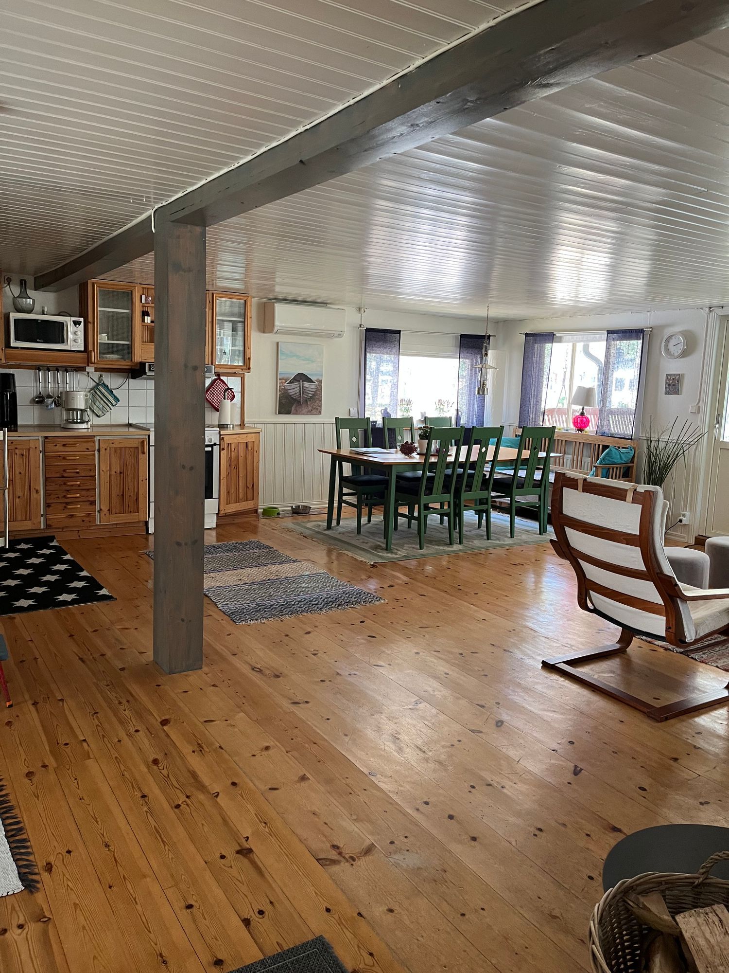 Fin stuga nära havet i lugnt område i Yngsjö – bild 7 av 24
