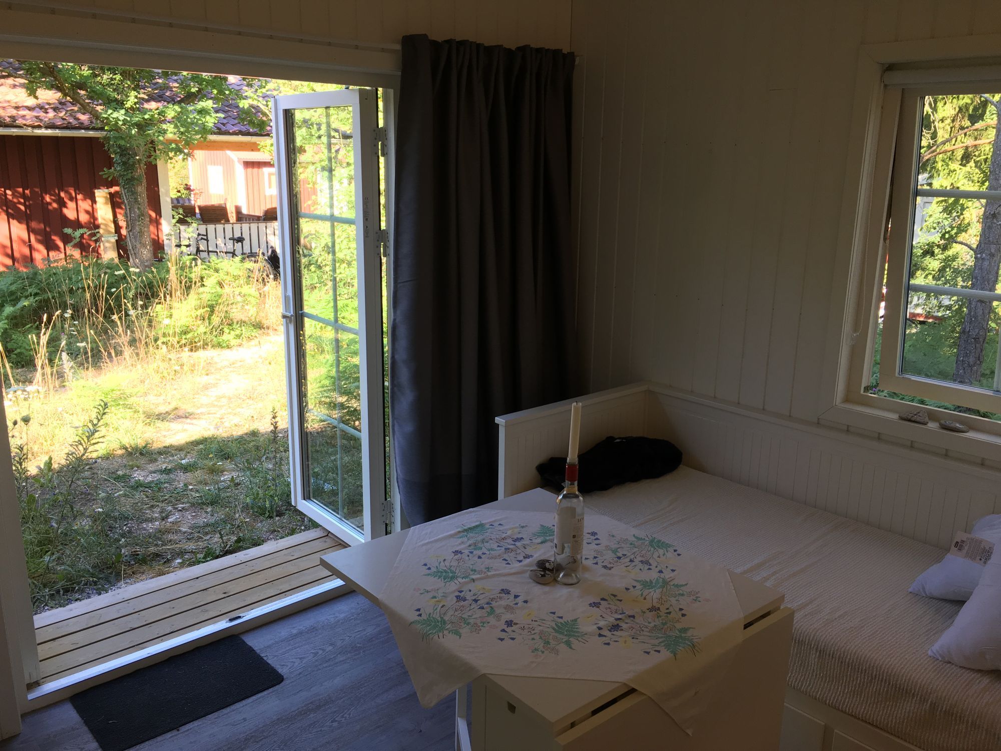Norrbys stugor i Fröjel – bild 8 av 9