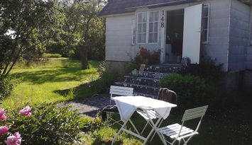 Trivsam stuga på östra Öland