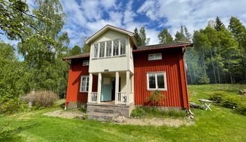Charmigt och en, skilt torp