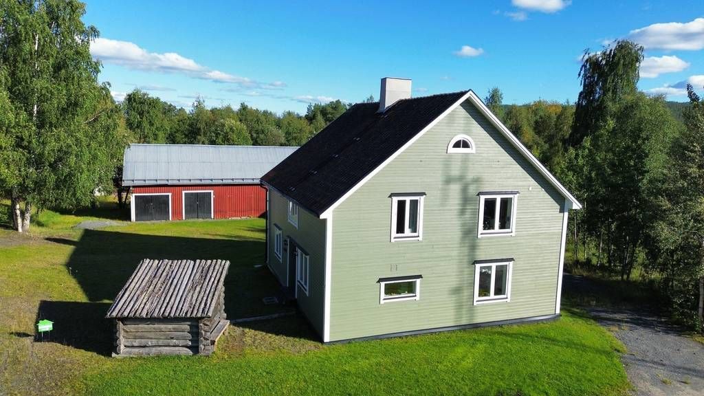 Del av hus i Idre med 2 lägenheter - Övervåningen – bild 2 av 15