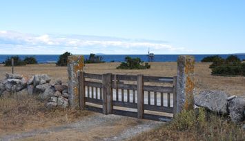 Gårdsstuga med vidunderlig utsikt i Jordhamn