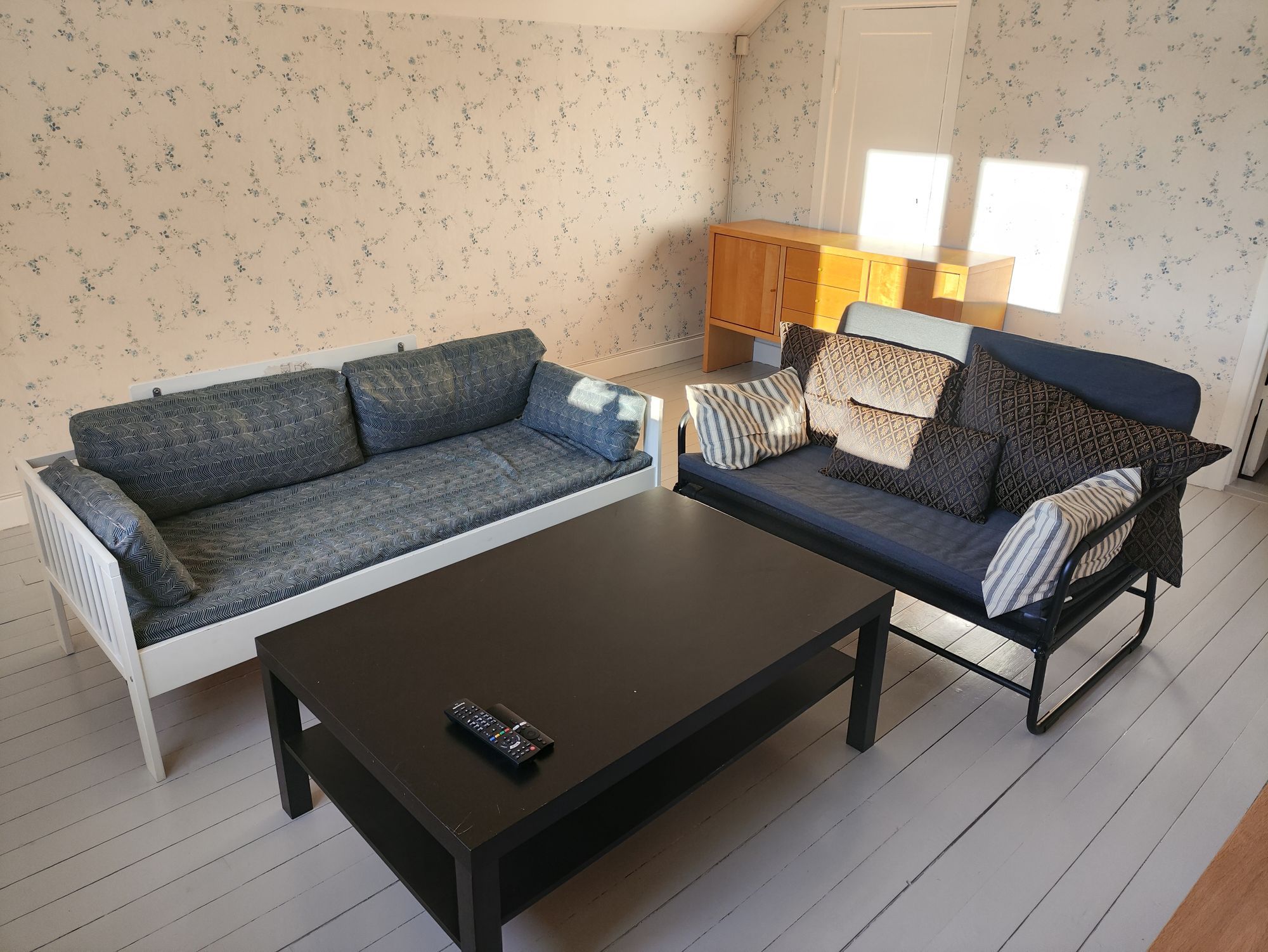Del av hus i Idre med 2 lägenheter - Övervåningen – bild 8 av 15