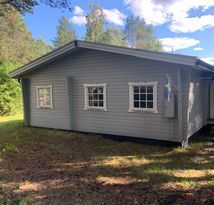Sommarstuga i sommaridyll uthyres