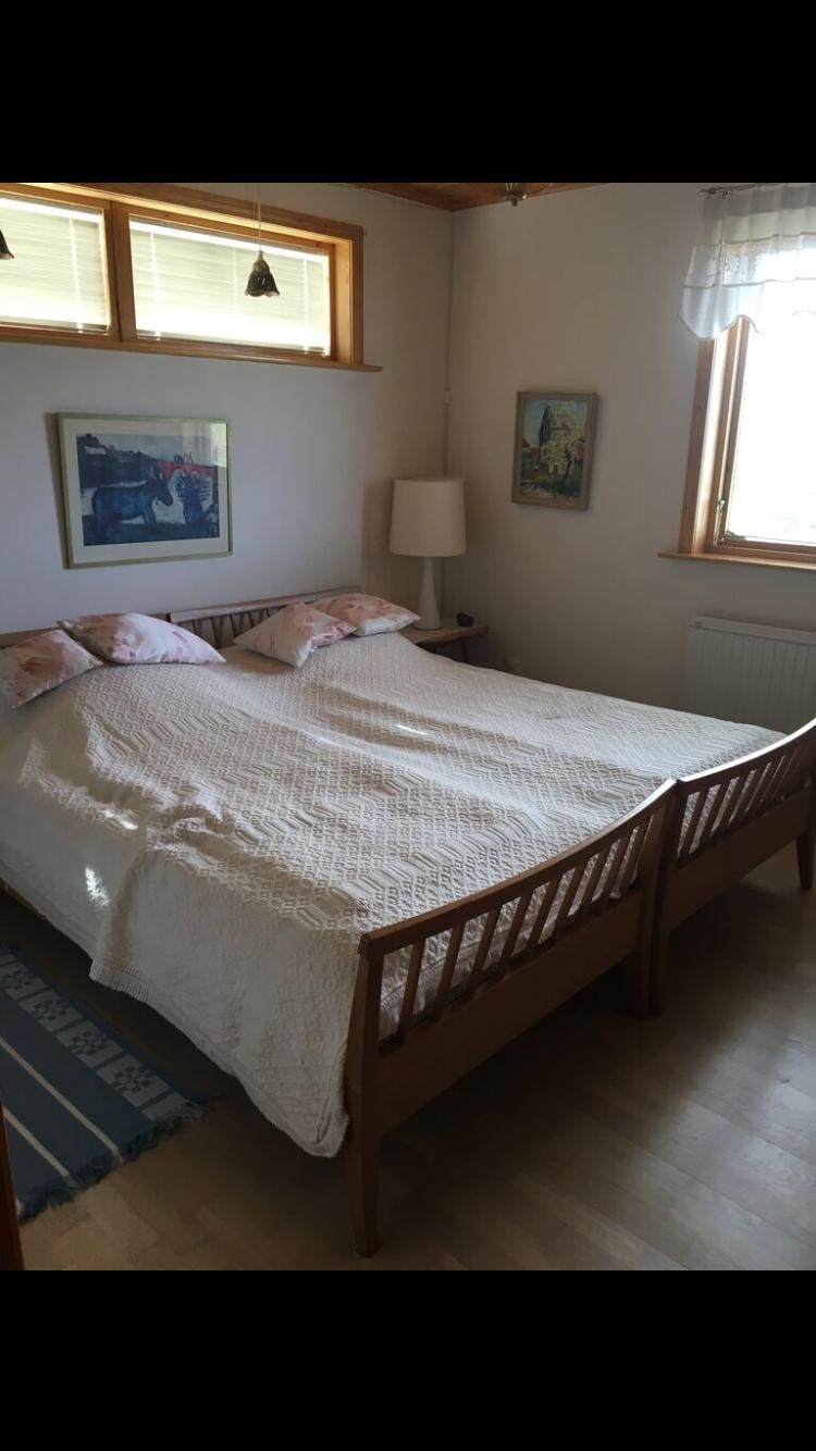 Havsnära stuga med stor tomt. – bild 9 av 12
