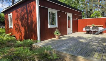 Lyckebo – din egen tillflykt 300m från badplats