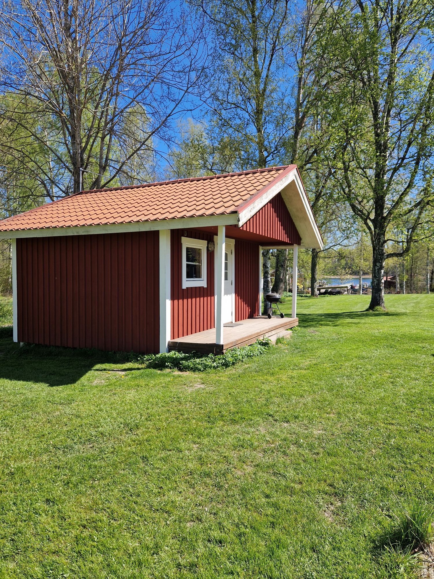 Trevlig Stuga vid Vättern – bild 2 av 13