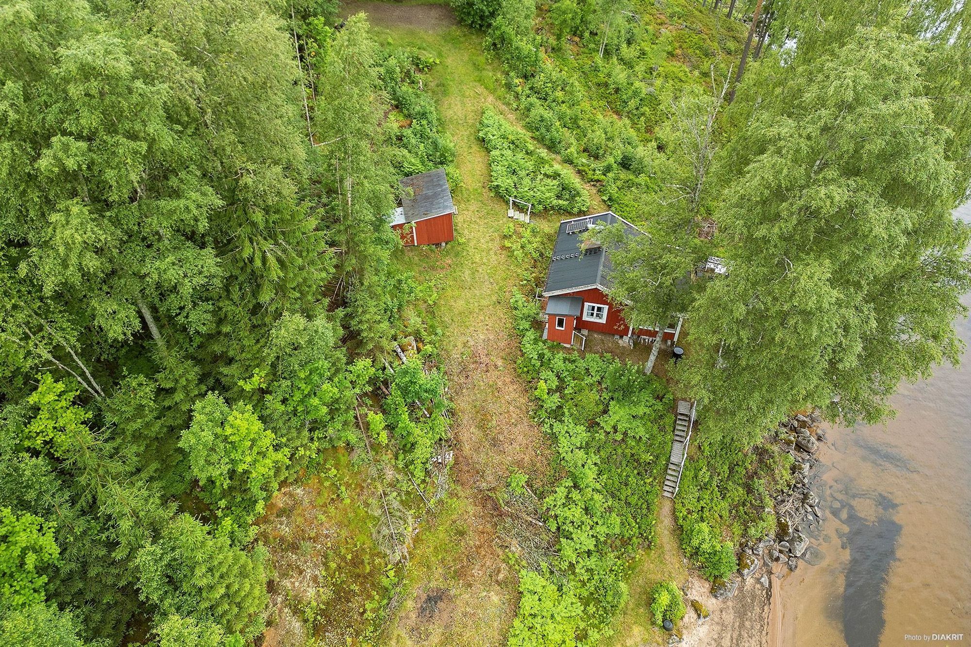 Egen sandstrand & avskildhet–stuga vid Lakenesjön – bild 7 av 14