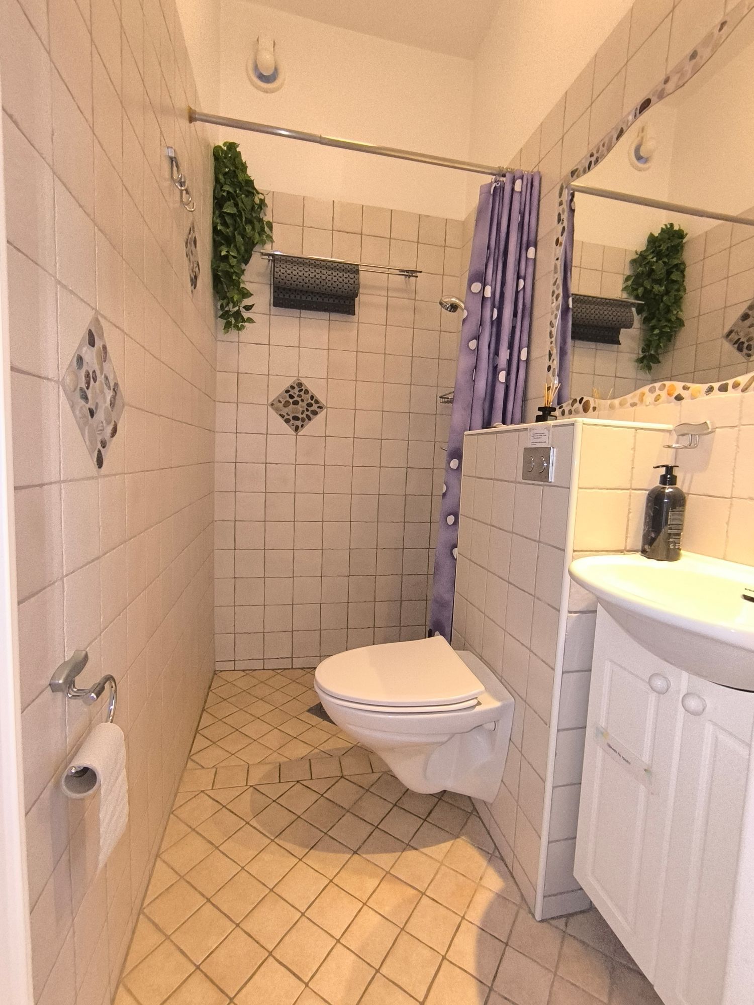 Lägenhet vid hamnen i Simrishamn, Österlen – bild 5 av 11