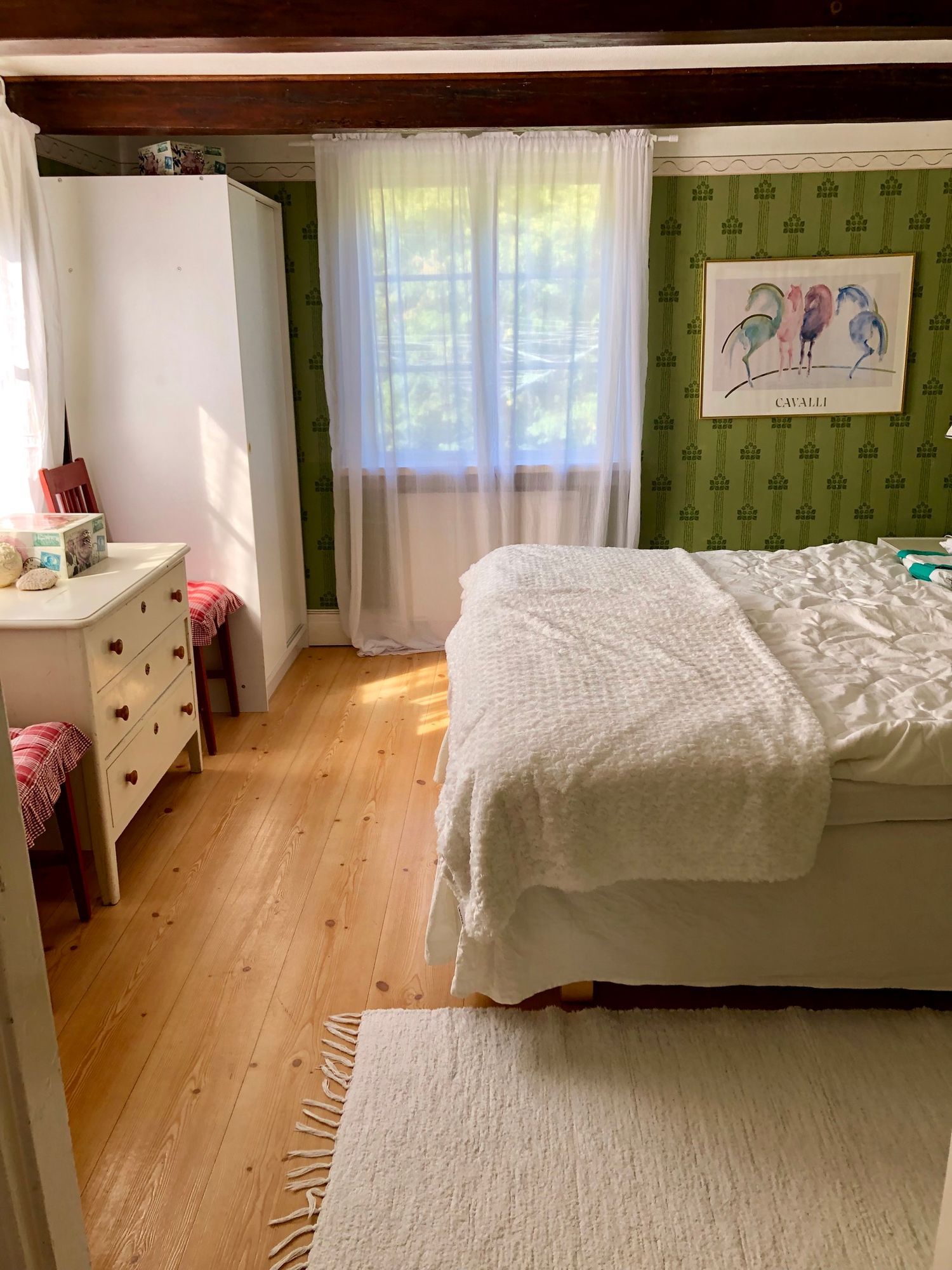 Havsnära med glasveranda, stor tomt och bastu. – bild 15 av 24