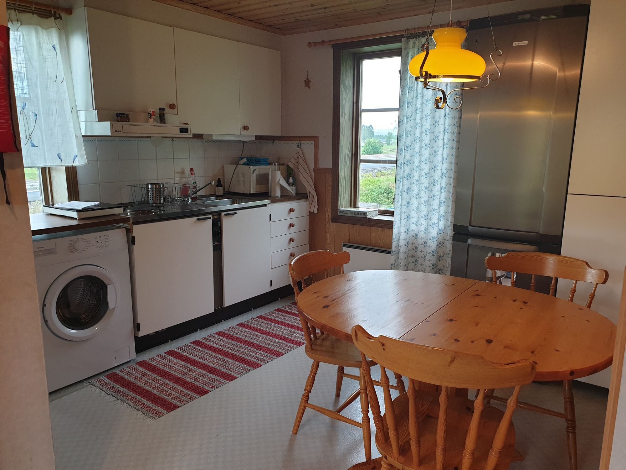Stuga i Haffsta, 15 km söder om Örnsköldsvik – bild 4 av 11