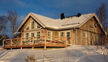 Trollbäcken - 10 bäddar, bastu, vallabod & laddbox